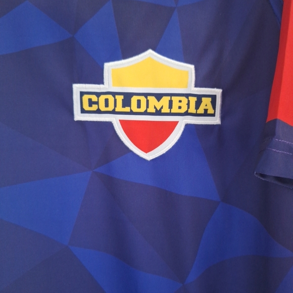 NWT Large XCelsius Active Columbia Futbol Soccer Jersey Shirt MSRP $70 - Picture 4 of 6